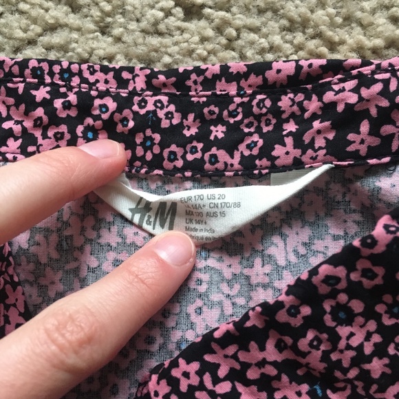 NEW H&M Cotton Puff-sleeved Blouse - Picture 4 of 6